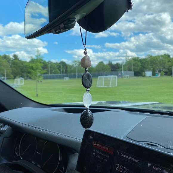 2/20$,Natural Stone Lucky Charm,Car Rearview Mirror Charm,Essential Oil Diffuser - Picture 2 of 13